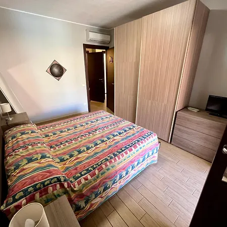 Casa de Férias Casa Alessandro By La Via Del Mare Viaggi E Vacanze